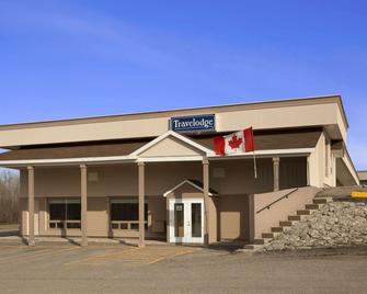 Travelodge by Wyndham Kapuskasing - Kapuskasing - Building