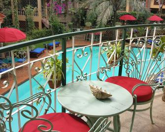 Woodmere Serviced Apartments - Nairobi - Balcony