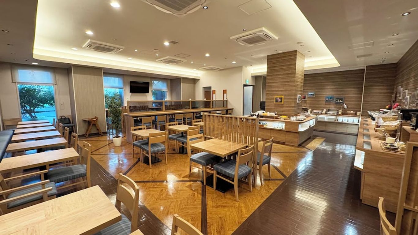 Hotel Route-Inn Nahatomariko