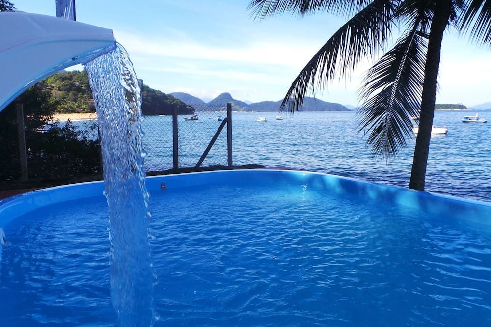 أوشن جرين فلاتس - انغرا دوس ريس - حوض السباحة