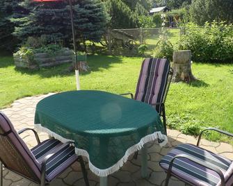 Apartment with terrace and garden - Wolgast - Innenhof