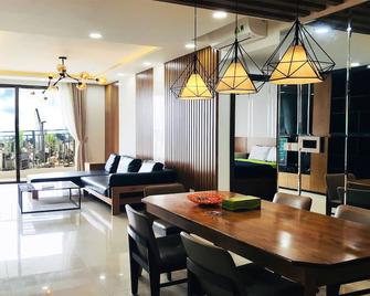 Sunny Saigon Apartments & Hotel - Ho Chi Minhstad - Eetruimte