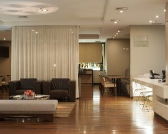 Hotel Victoria Villa Curitiba - Curitiba - Restaurant