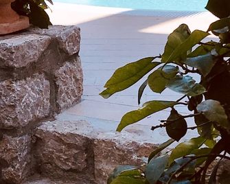Bougainville Luxury Boutique Hotel - אנאקאפרי