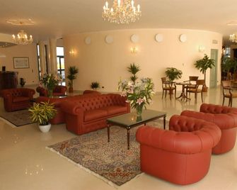 Pilgrim's Hotel - Cicognolo - Lounge