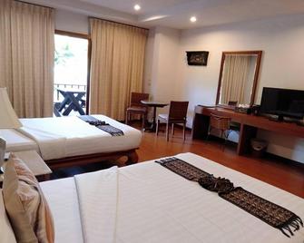 Sailom Resort Bangsaphan - Bang Saphan - Bedroom