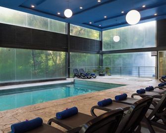 Hotel Misión Grand Valle De Bravo - באיה דה בראבו - בריכה