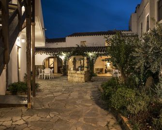 Domu Elvira - Muravera - Patio