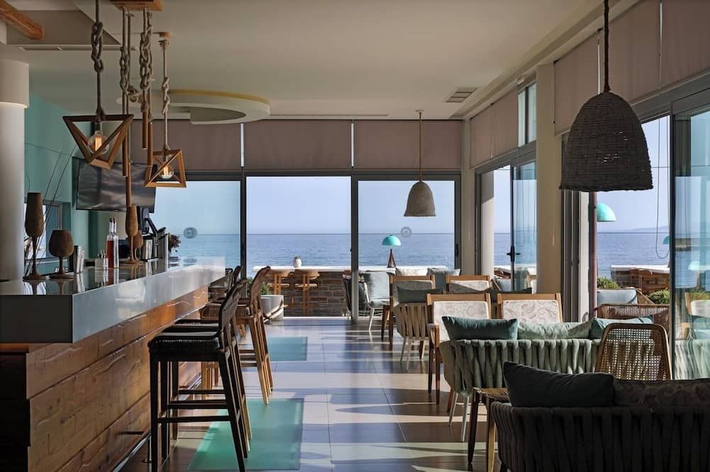 أناستاجيا هوتل آند سويتس ميديتيرانيان كمفرت