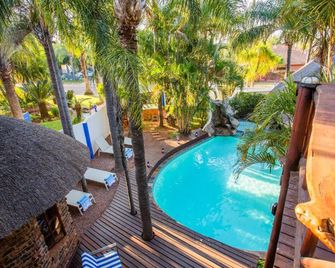 The Villa Manor & Spa Exclusive Escape - Bela-Bela - Pool