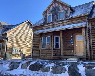 Sugarloaf Timberline Townhome - West Mountain - Kingfield - Gebäude