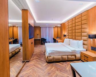 Hotel Grand Dhillon - Bhilai - Quarto