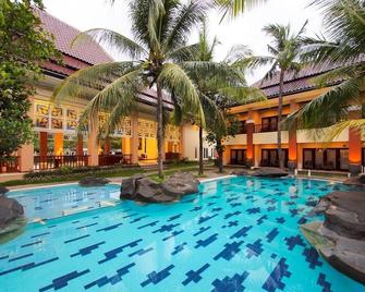 The Arnawa Hotel - Pangandaran - Pool