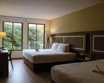 Rado Hotel - Quintanas - Trujillo - Slaapkamer