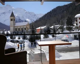 Bed & Breakfast Hotel Nives - Solda - Balkon