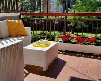 Apartment for 4-6 people in Milano Marittima, Emilia Romagna, Italy - Cervia - Balkon