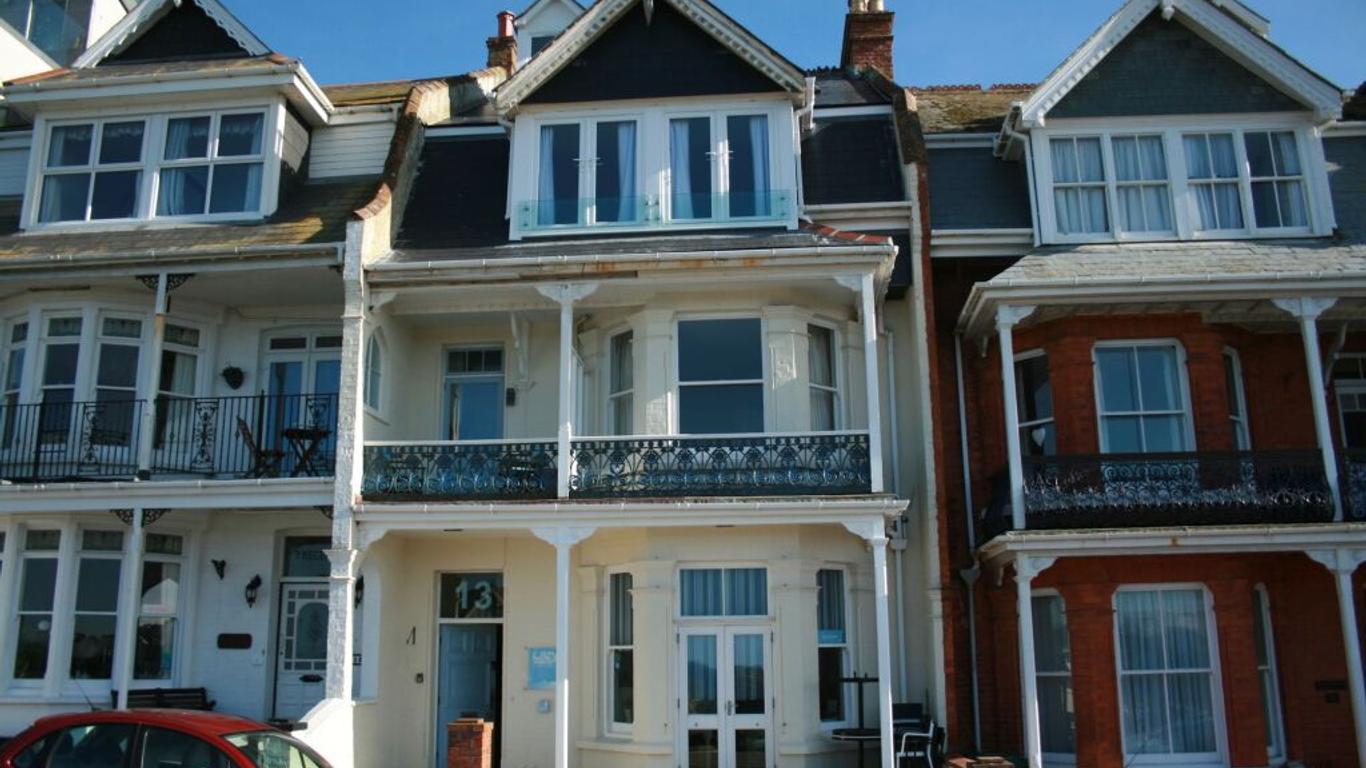 Lazy Waves Boutique B&B