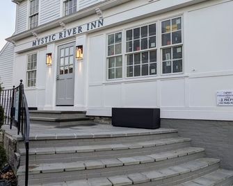 Captain`s Suite 301 · walk Mystic-Train/Downtown · aquarium - Groton - Edificio