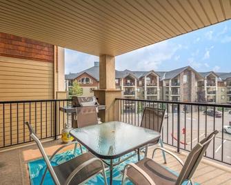 Lakeside Memories, Pool, Hot Tub, Central - Invermere - Balcony