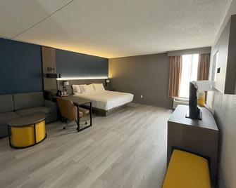 Comfort Inn and Suites - Johnson City - Спальня