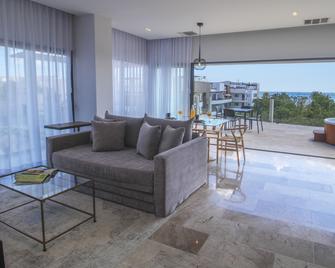 Singular Dream Vacation Rentals - Playa del Carmen - Living room