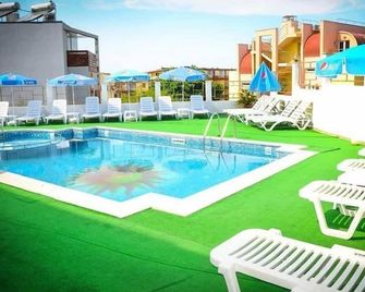 Hotel Apolis - Sozopol - Piscina