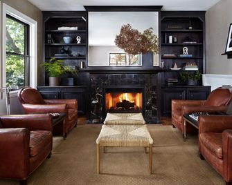 Gaige House - Glen Ellen - Lounge