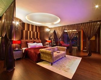 Young Motel - Taoyuan - Taoyuan City - חדר שינה