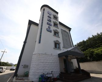 Namhae Best - Namhae - Edificio