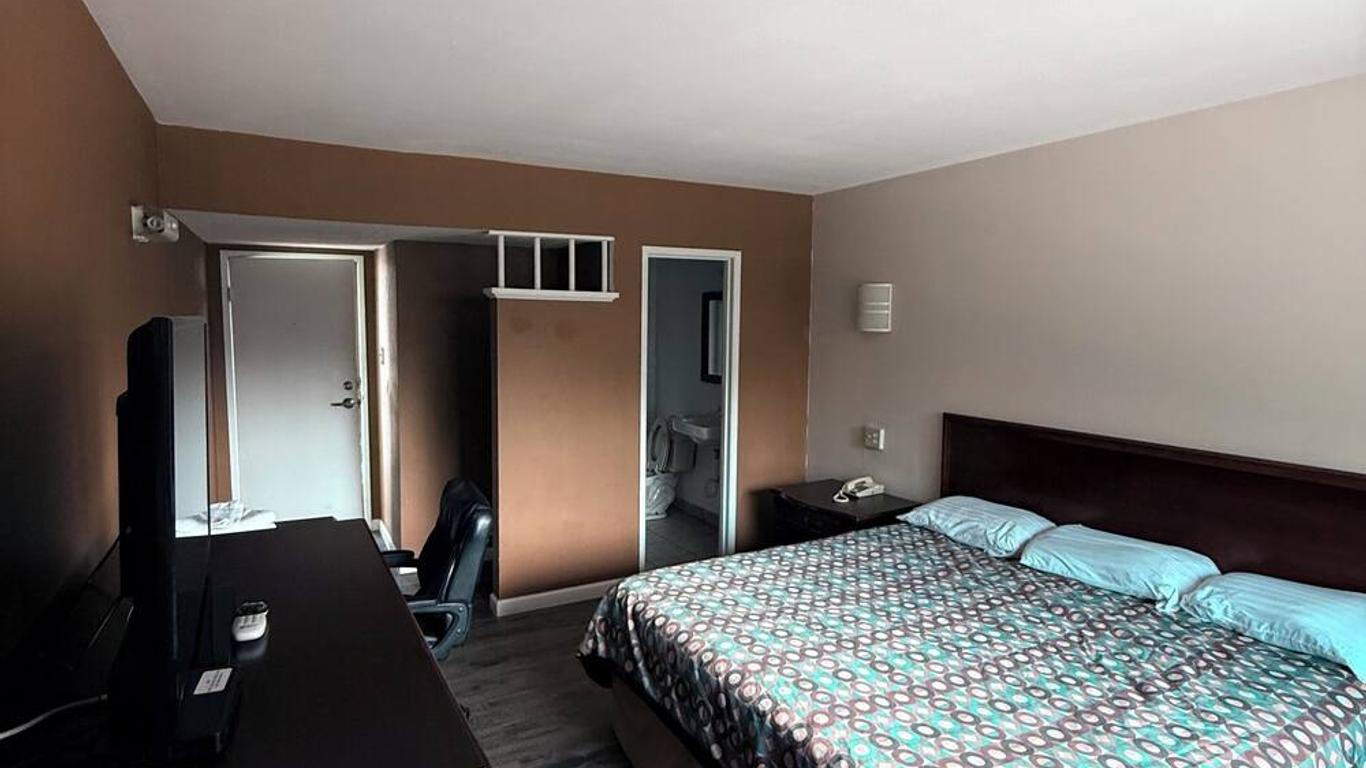 University Lodge Motel