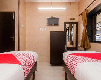 OYO Flagship Hotel Kamal - Bombay - Habitación