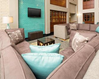 Drury Inn Mobile - מובייל - טרקלין