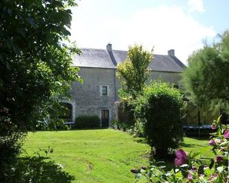 Comfortable gite for 8 people - Fresney-le-Vieux - Edificio