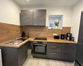 Gutshof von Gemünden Ferienwohnung 3 - Bernau bei Berlin - Phòng bếp