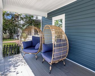 Aurora Blue - A Stylish Experience - Cambridge - Patio