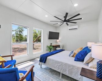 Sunset Haven Lake-Volleyball-Pool - Hammond - Bedroom