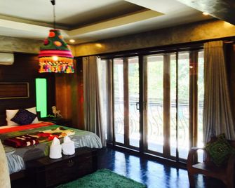 Soi One Boutique Bedrooms - Pai - Bedroom