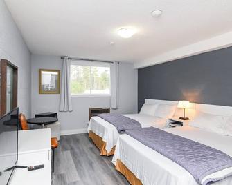 Comfortable stay for atv’ers, hikers, adventure seekers and families! - Cloyne - Bedroom
