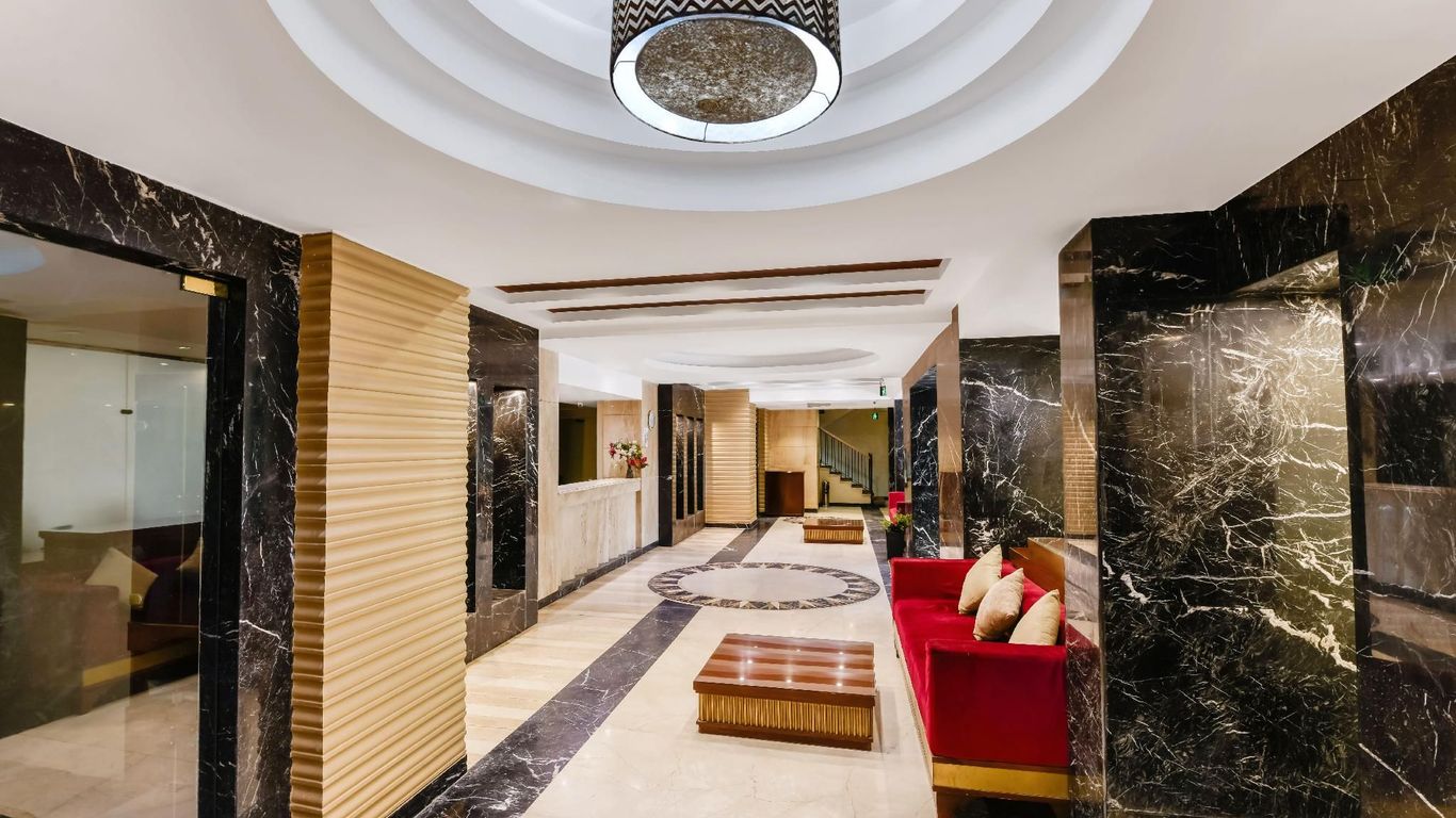 Aura Inn Tiba Pyramids Hotel