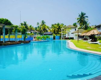 Amaluna Resorts - Negombo