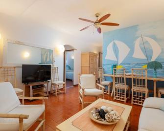 Casa Graziana by Wonderful Italy - Olbia - Stue