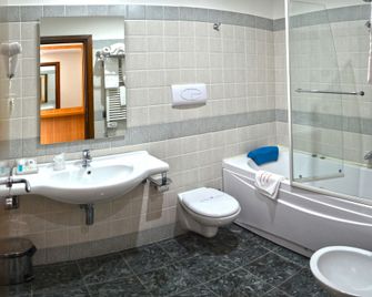 Vea Resort Hotel - Castel San Giorgio - Baño
