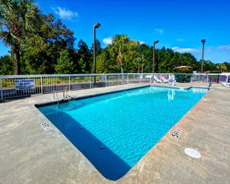 Hampton Inn Manning - Manning - Pool