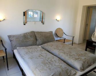 Swiss Borzoi House - Cudrefin - Bedroom