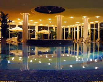 Vitalia Seehotel - Bad Segeberg - Pool