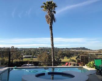 Master Bedroom in Bonita with Cal King Bed and Golf Course View - Bonita