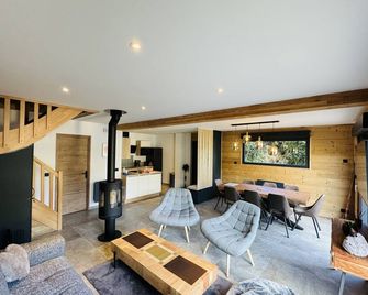 Chalet moderne tout confort à st lary village - Saint-Lary-Soulan - Salon