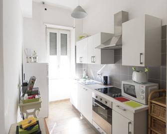 Tevere Home - Roma - Cucina