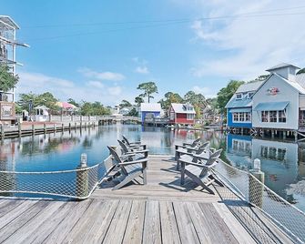 Bahia Sandestin Golf and Beach Resort - Miramar Beach - Piscina