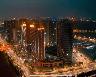 Senyuan Hotel (East High-Speed Railway Station Branch) - Xinxiang - Будівля
